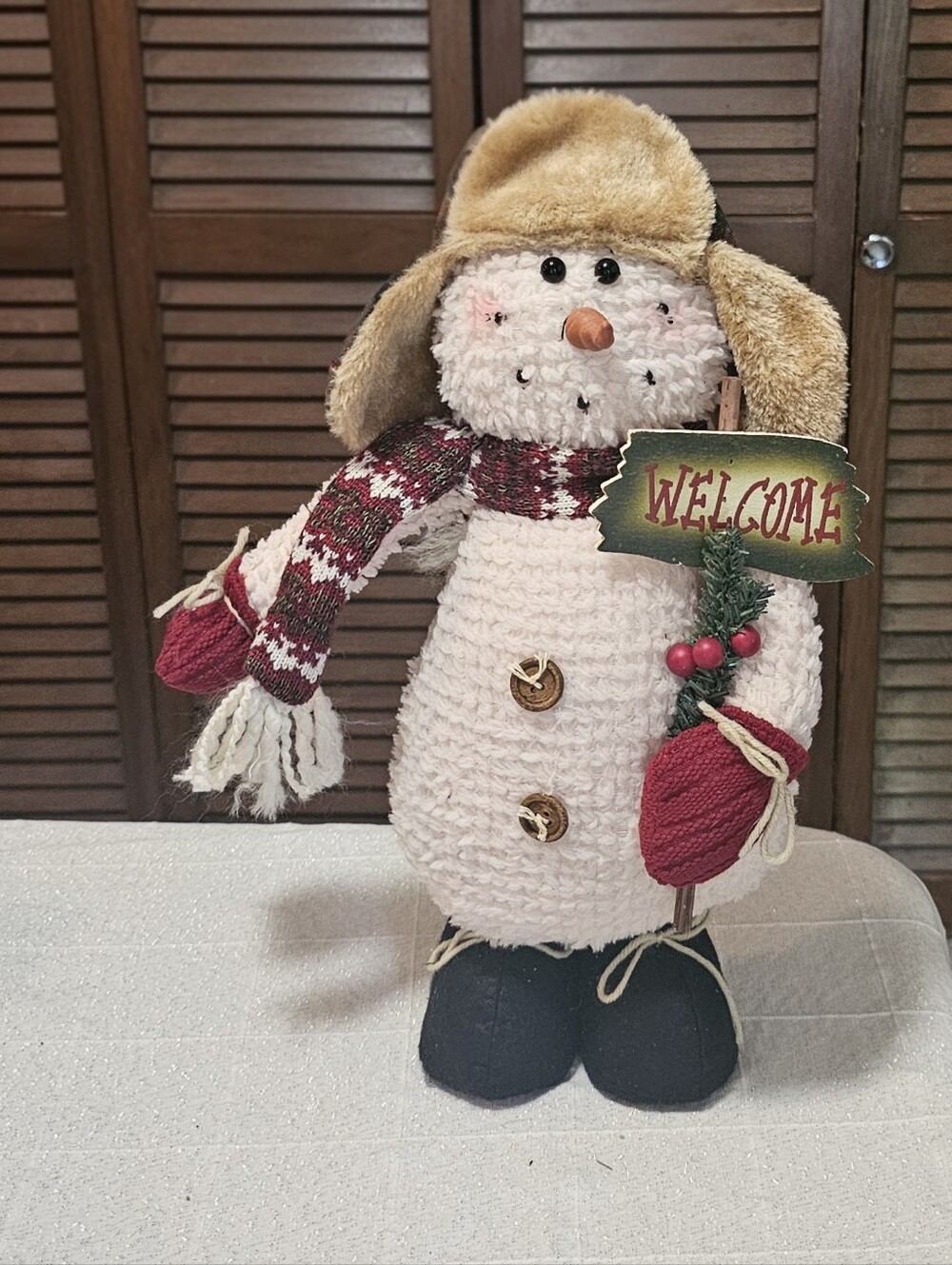 Adorable Plush Snowman Holiday Decor with Knitted Scarf, Hat & “Welcome” Sign